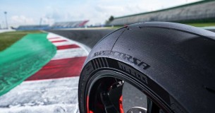 Vierde generatie Pirelli Diablo Supercorsa