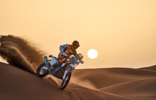 KTM launches new version 450 Rally Replica