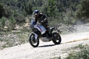 Ducati DesertX 16